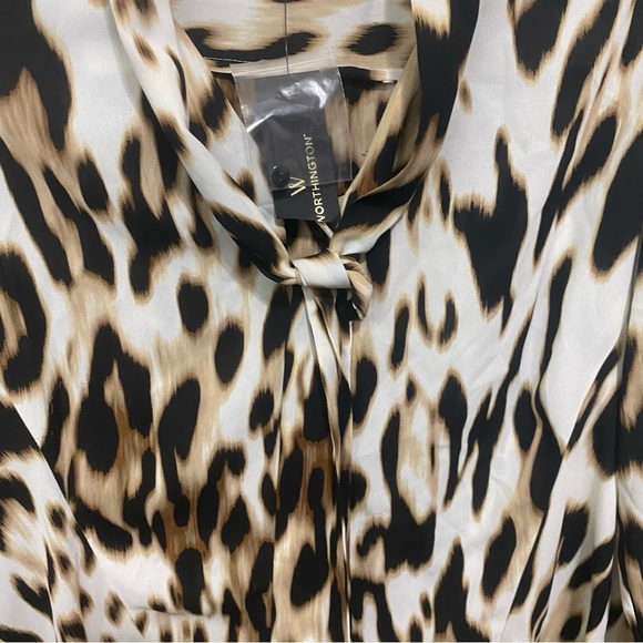 NWT Worthington Brown Black Animal Print V Neck Tie Neck Button Up Top - Picture 3 of 6